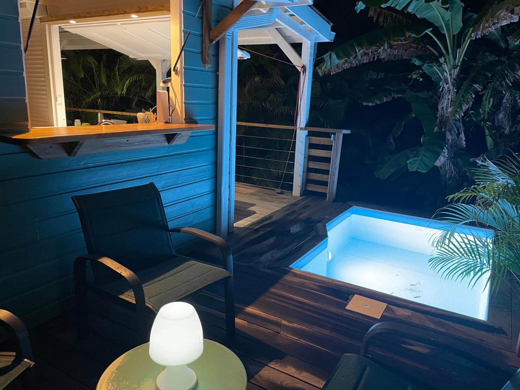 Tres Joli Bungalow Et Sa Petite Piscine Privee Riviere-Salee Zewnętrze zdjęcie